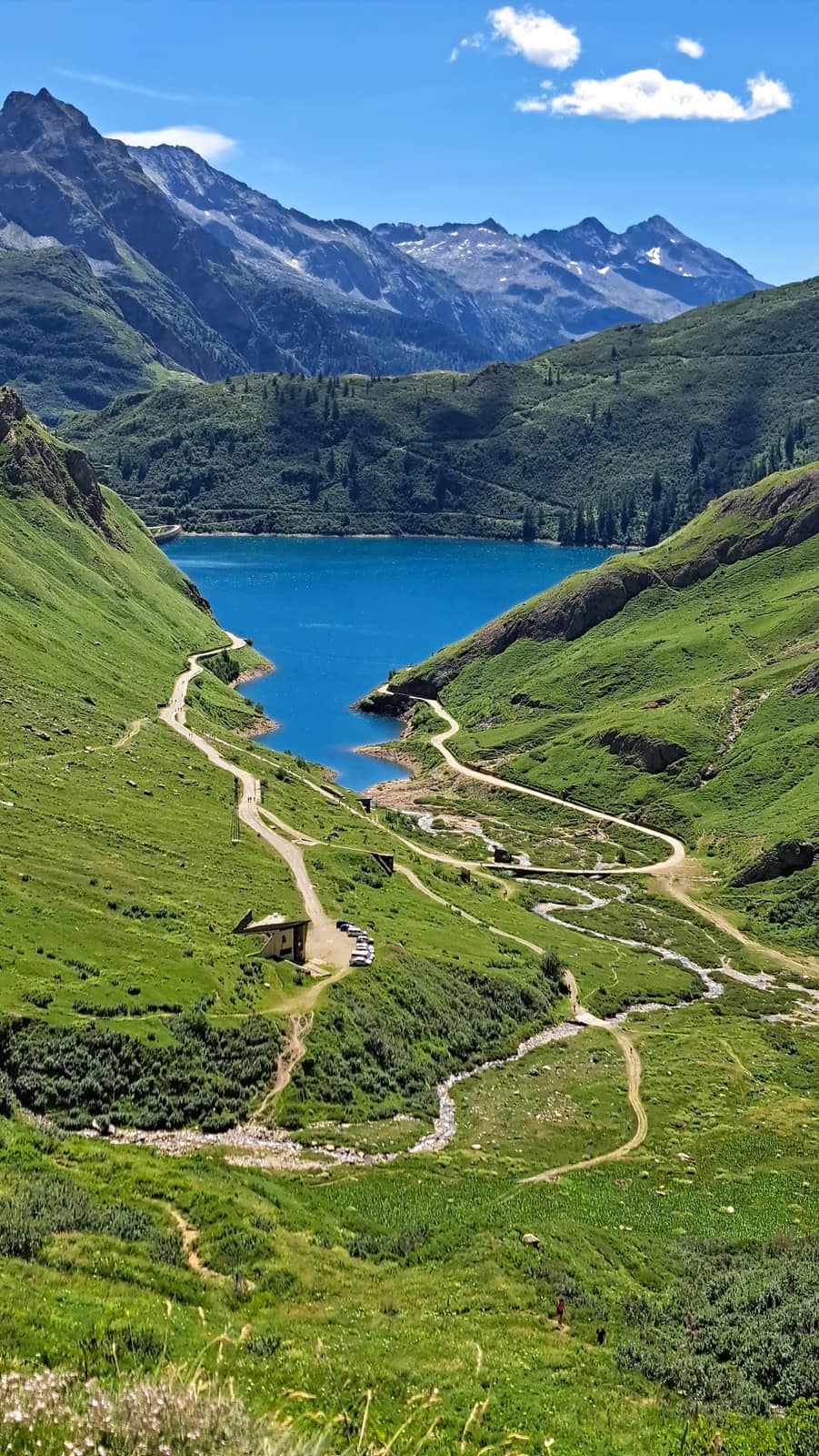 Val Formazza. Lake Morasco from the path to Bettelmatt.
