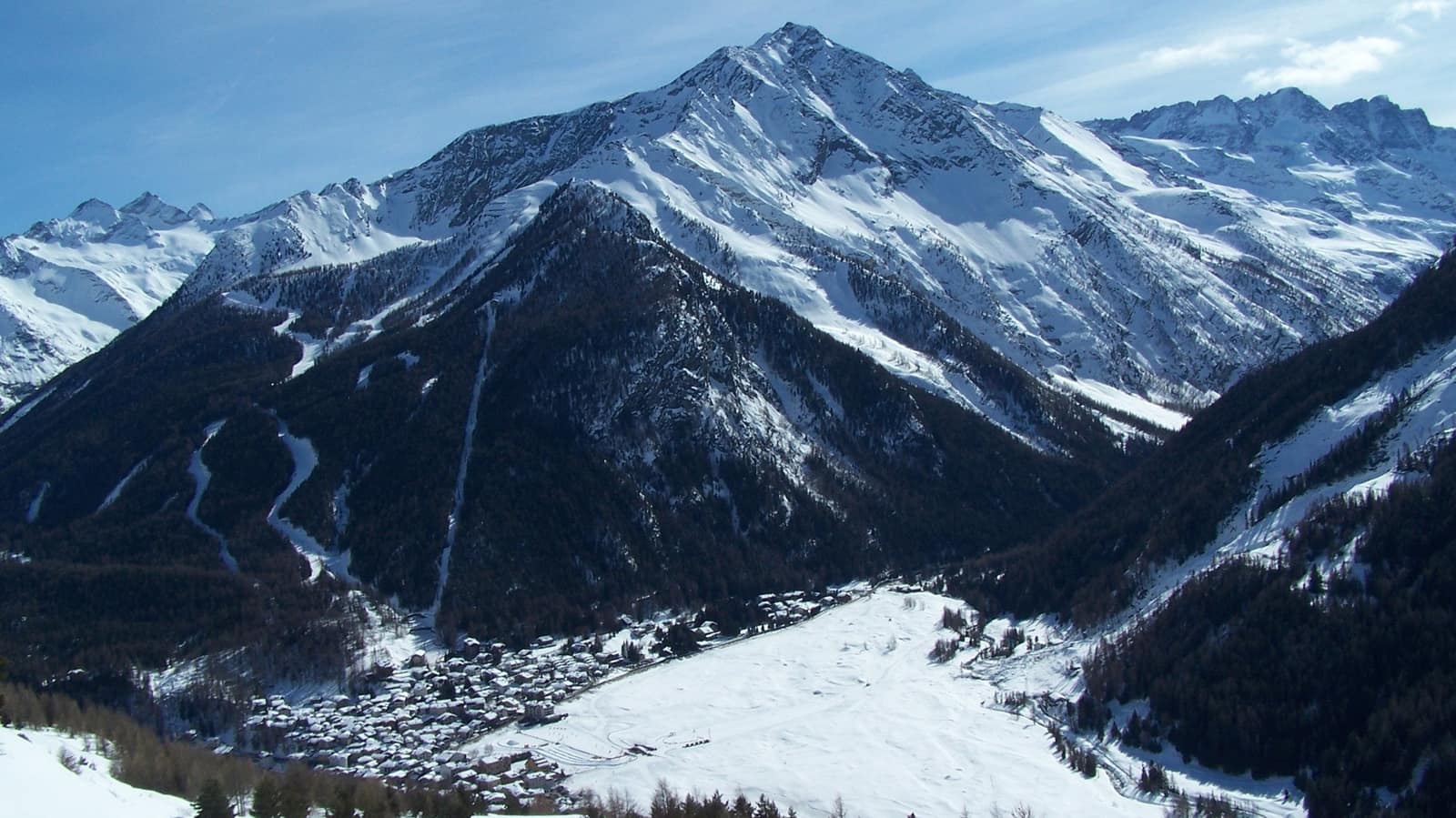 View from Gimillan, the balcony above Cogne.