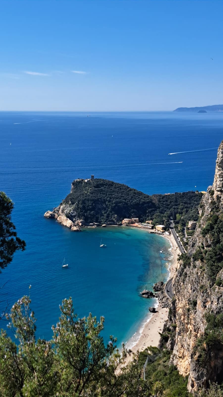 The Finalese mountains. View over the Bay of the Saracens from the Pilgrim’s Trail.